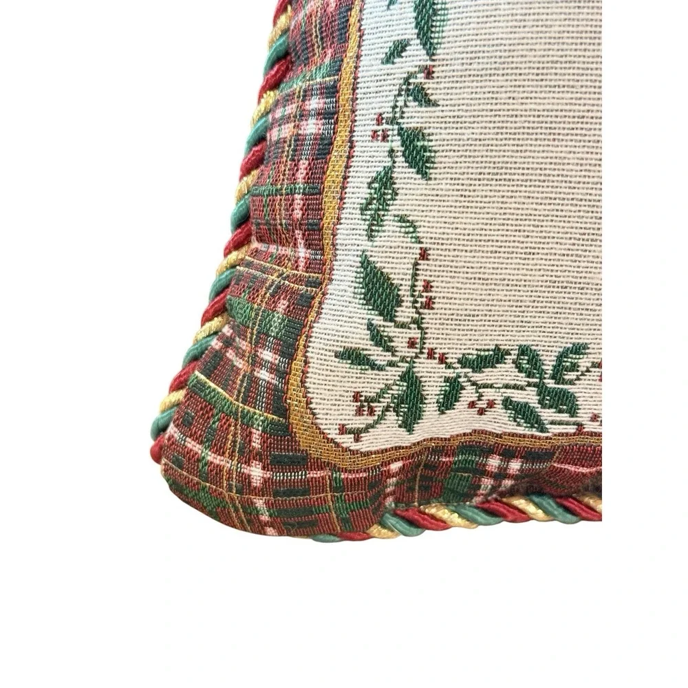 Riverdale multicolored plaid